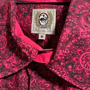 Cinch Men's Vibrant Pink and Black Paisley Shirt